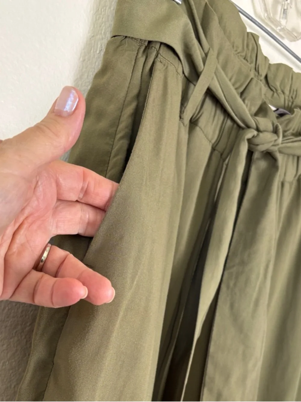 J.Crew Point Sur Olive Green Paperbag Waist Lined Culottes Cropped Pants Sz 6P